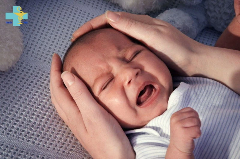 Triệu chứng khác từ rối loạn tiêu hóa ở bé