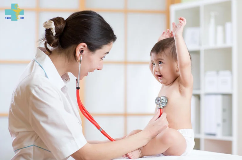 Cách xử lý trẻ bị phân sống